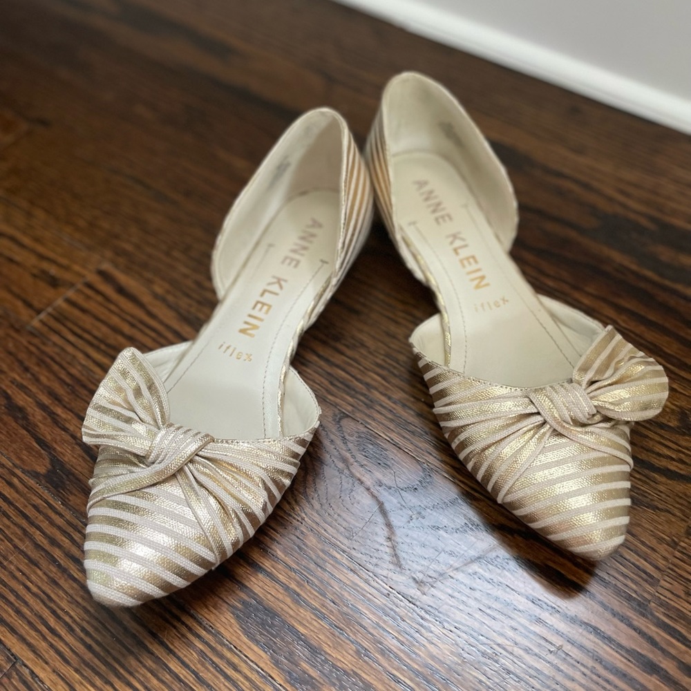Anne Klein gold & cream bow flats, 8